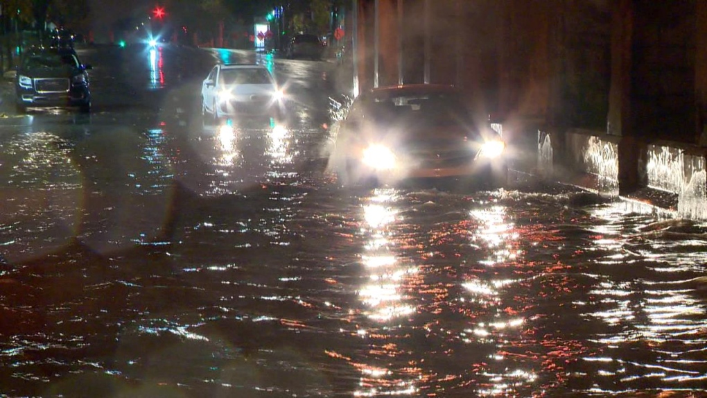 Heavy rain creates flooding in Montreal