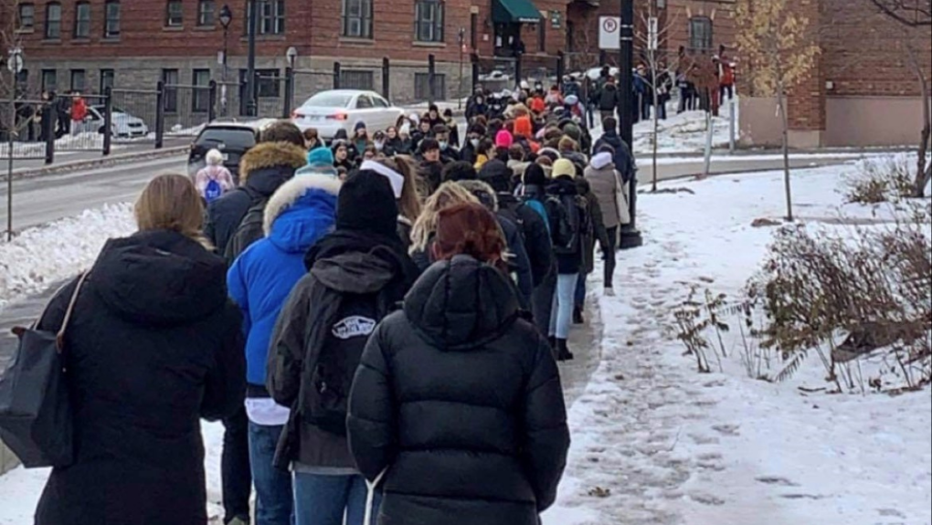 McGill University students were forced to line up in the cold as their exam sessions began Dec. 8, 2021. Some are asking that exams be issued online. 