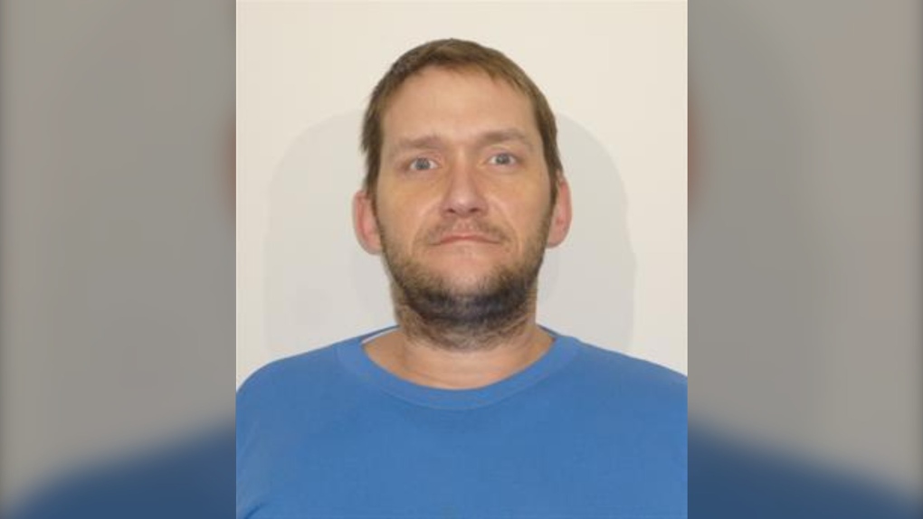 Quebec provincial police (SQ) are asking for the public's help locating 42-year-old Jerome-Vincent Vaillancourt, who is on the run from authorities. (SQ) 

