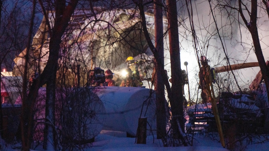 Ledakan di fasilitas propana Quebec: manusia menceritakan upaya penyelamatan