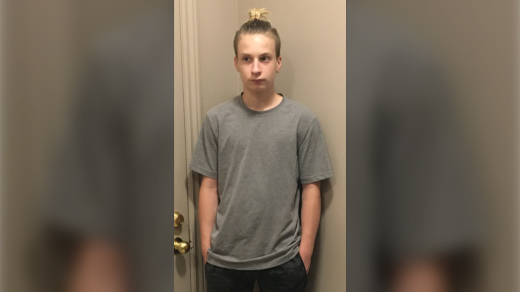 Longueuil police (SPAL) are asking for the public's help locating 16-year-old Loick Charlebois Bruce, who has been missing since Jan. 24, 2023. (SPAL)


