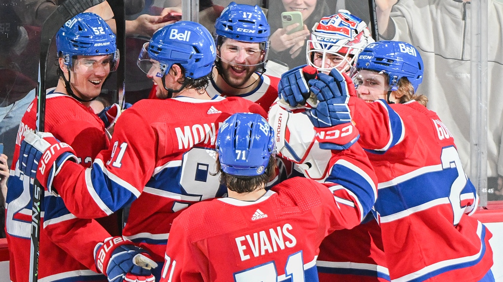 Montreal Canadiens' Josh Anderson (17) celebrates with teammates after scoring against the Seattle Kraken during third period NHL hockey action in Montreal, Monday, December 4, 2023. (THE CANADIAN PRESS/Graham Hughes)