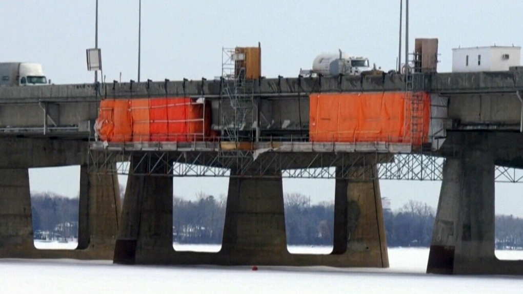 Work on Ile-aux-Tourtes bridge causing traffic headaches | CTV News