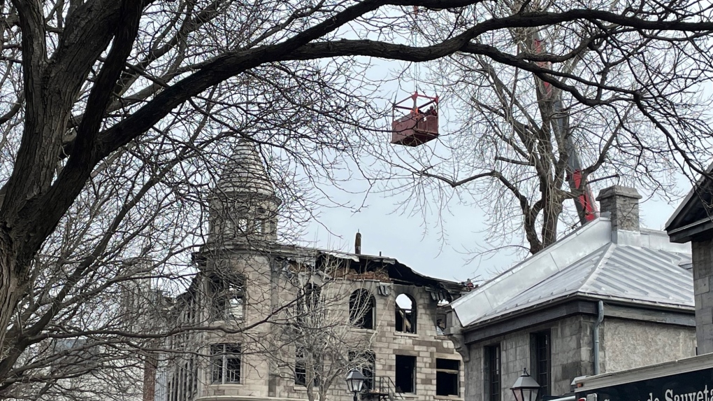 Jenazah kedua ditemukan dari gedung Old Montreal yang hancur akibat kebakaran