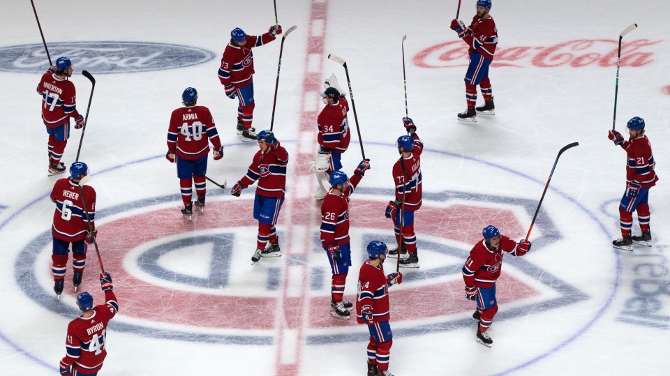 Montreal Canadiens salute fans